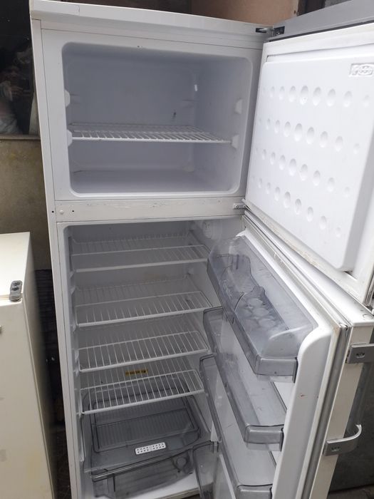 Frigider arctic Indesit Whirlpool funcțional
