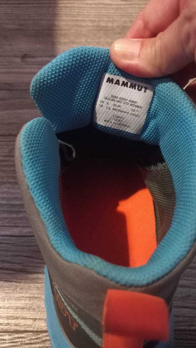 Туристически обувки Mammut