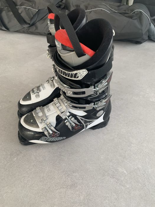 Ски обувки Атомик