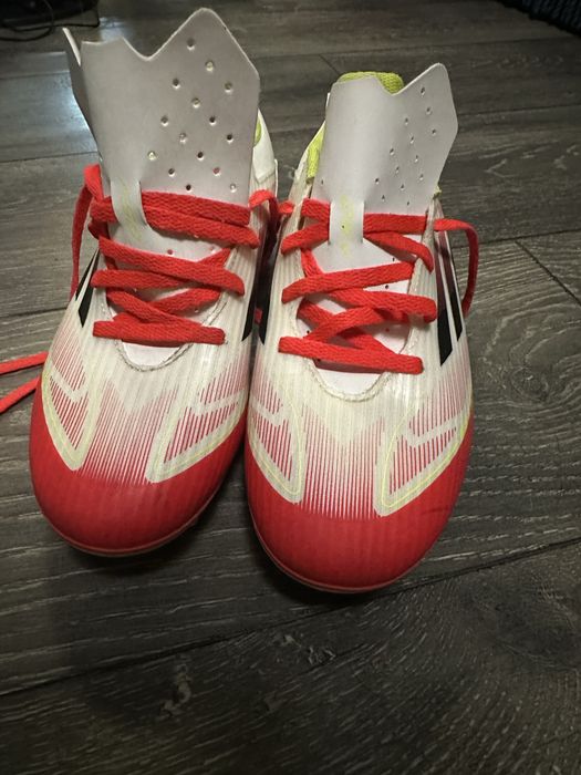 Ghete fotbal  impecabile