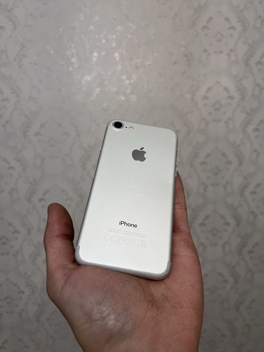 Айфон7 128гб в отличном состоянии