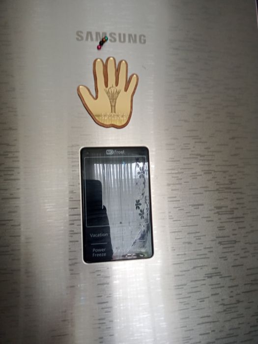 Продам холодильник Самсунг Ноуфрост