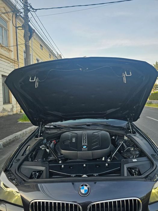 BMW Seria 5 Bmw 525 xdrive an 2013