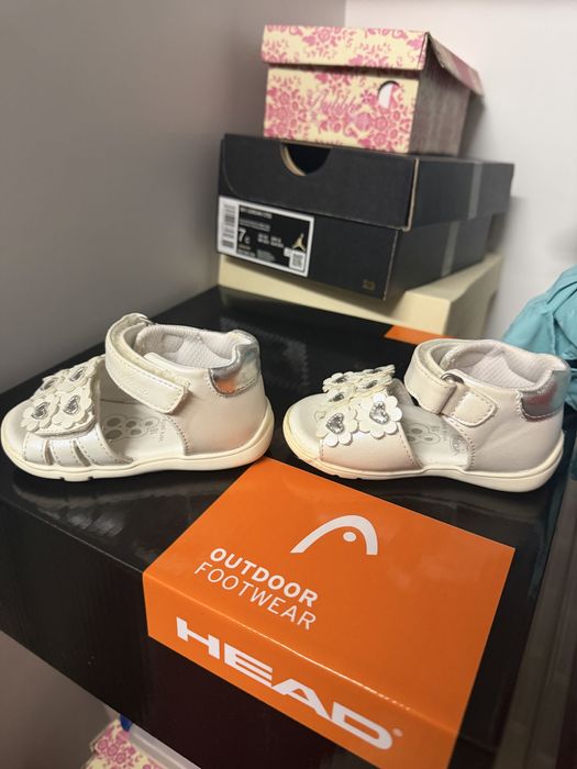 Sandale Chicco marimea 18