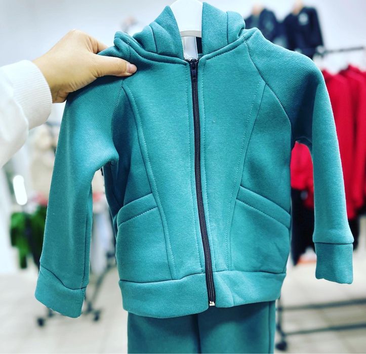 Продам одежды