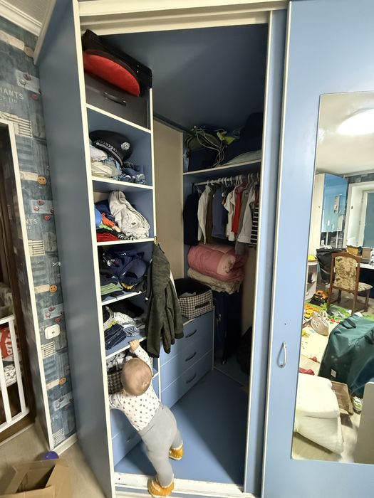 Угловой шкаф в детскую