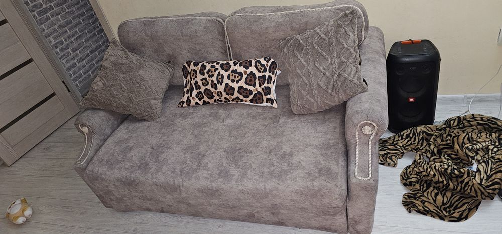 Диван раздвижной