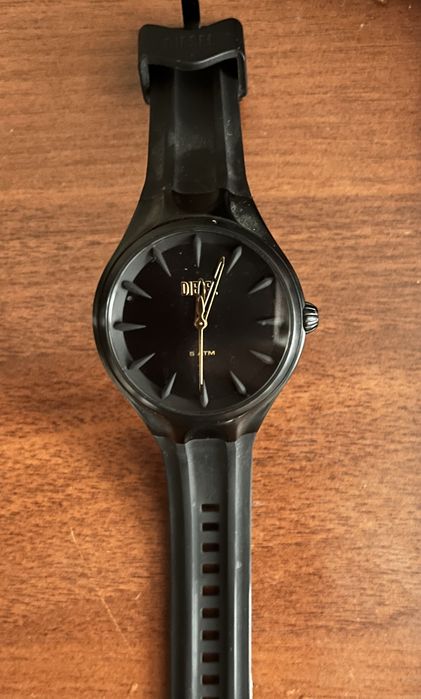 Часы Diesel Streamline