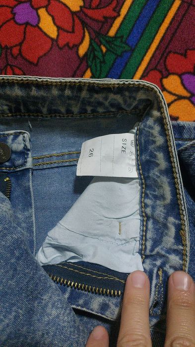 джинсы девушке xs,s