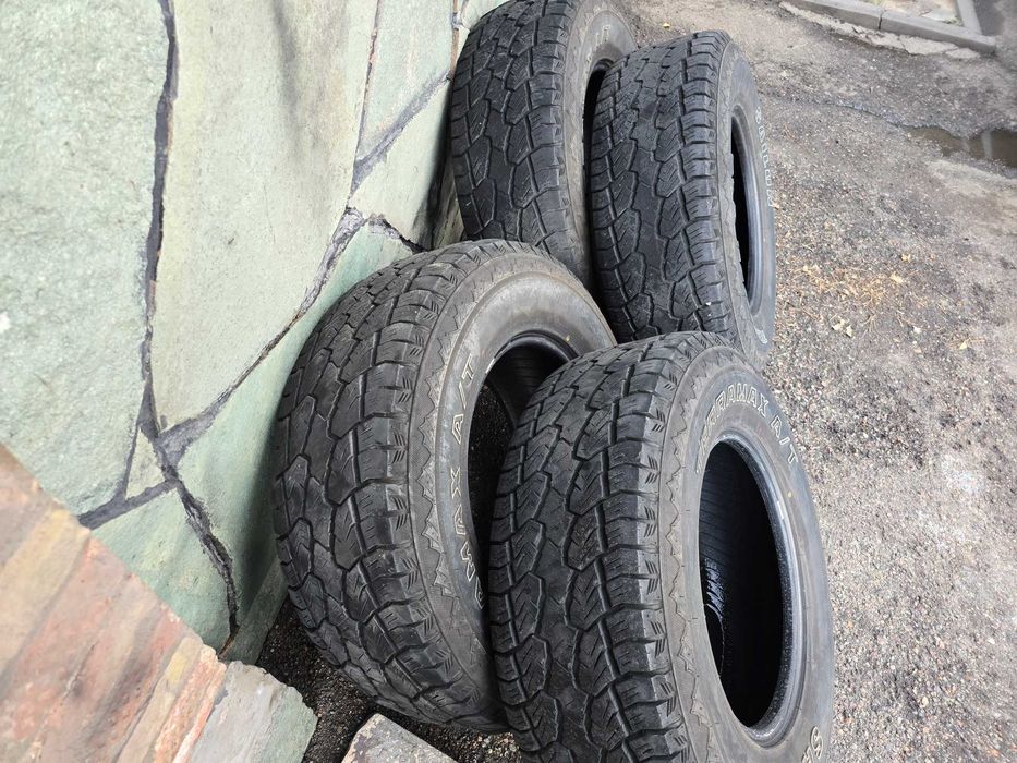 285-70-R17 комплект резины