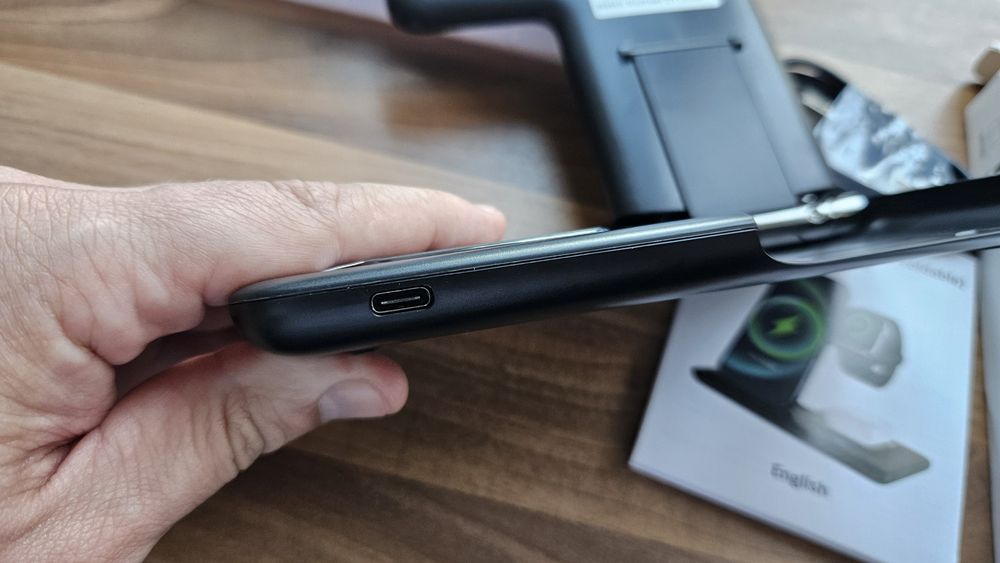 Dock incarcare wireless apple smartwatch, casti si smartphone