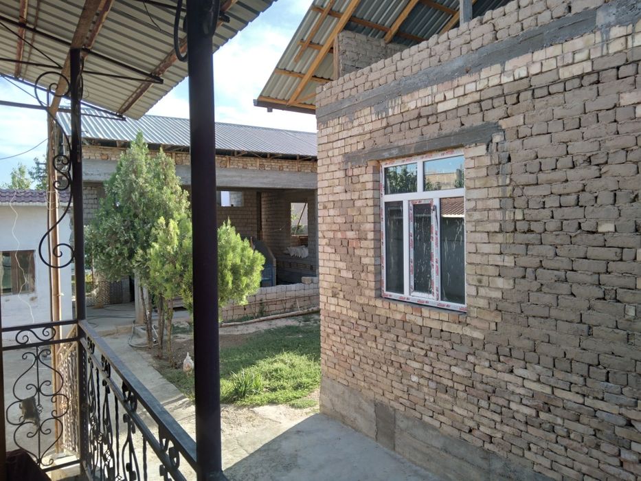 Уй Сотилади срочно