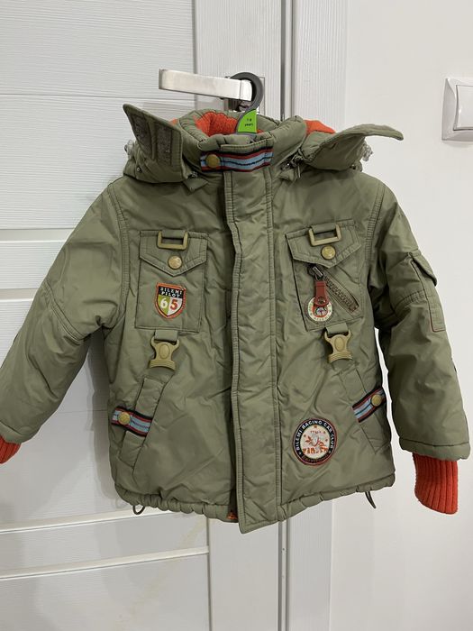 Продам зимний комбинезон 92р