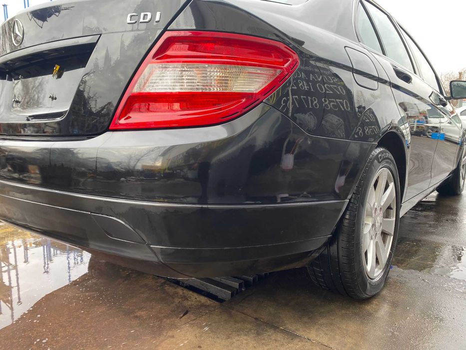 Dezmembrez mercedes c class w204 2.2 euro 5/bara fata w204/capota/far/