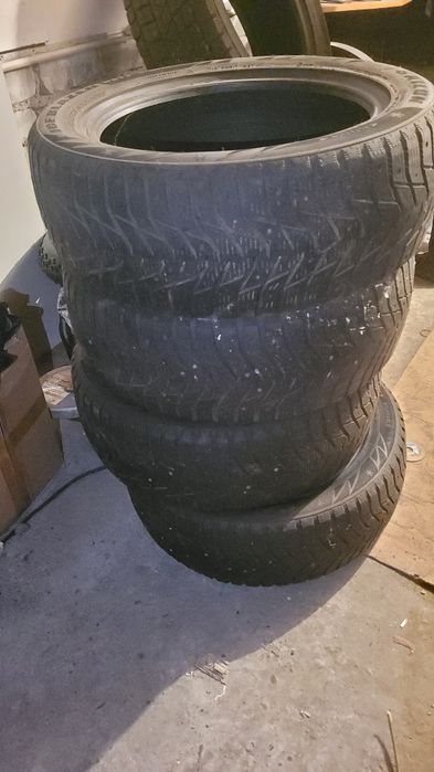 Шины зимние бу 215/55/17
