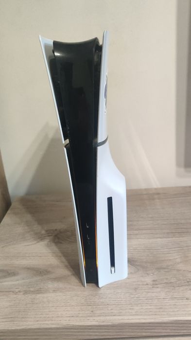 Срочно продам PS 5
