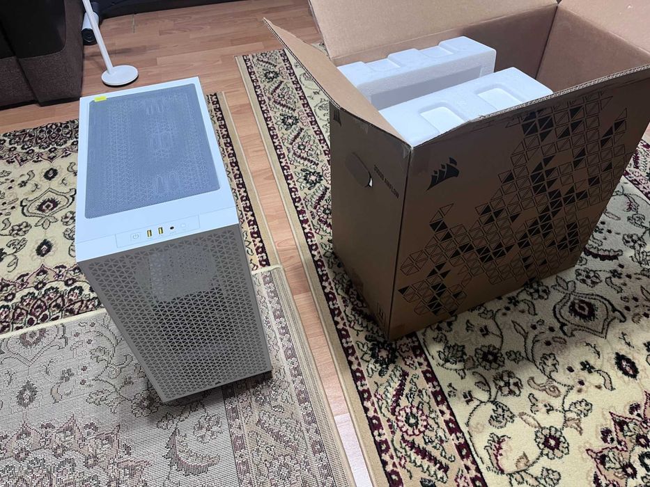 Компьютерный корпус Corsair 3000D Airflow белый
