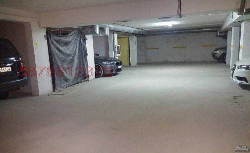 Дава се под наем Гараж / Паркомясто в Варна, Базар Левски - 15 кв.м за 61.2 € - Снимка #2