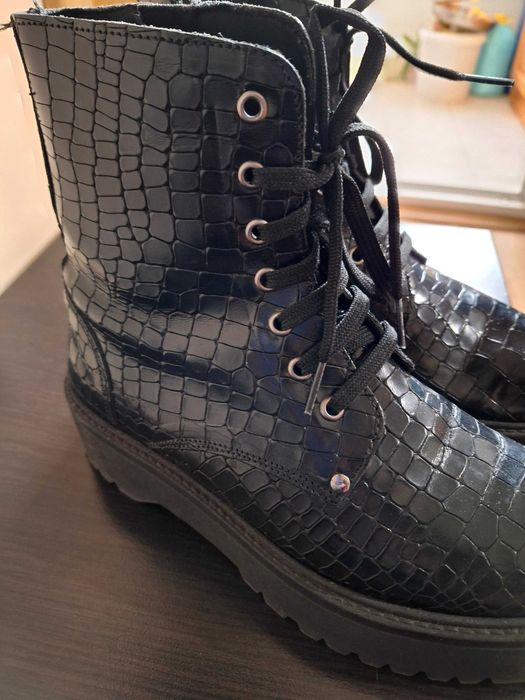 Зумни боти от лак