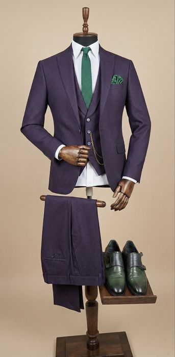 Costume barbati marimea 44 !