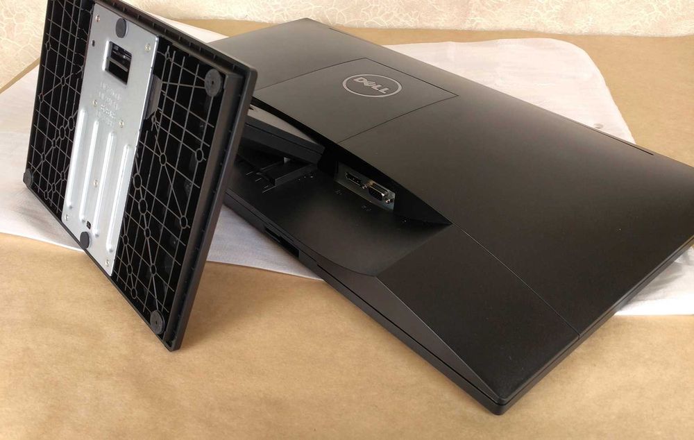 Монитор Dell 24″ / Full HD / IPS / VGA + DisplayPort
