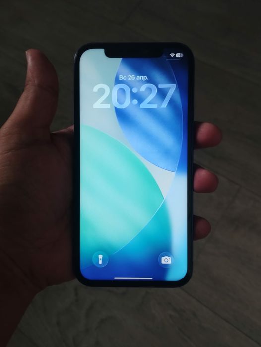 Айфон 12 на 64 Гб синий