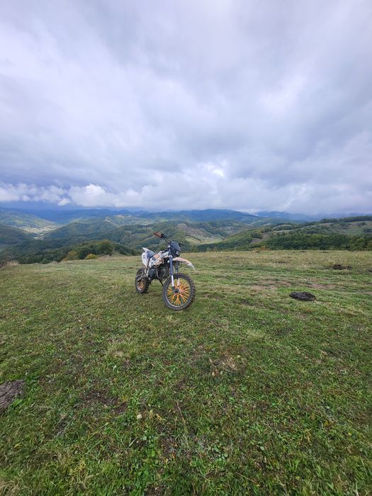 Vând piese cros kxd 125