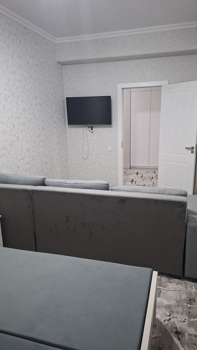 Сдается квартира с евроремонтом на Карасу-3,  2/1/7. За Академией МВД