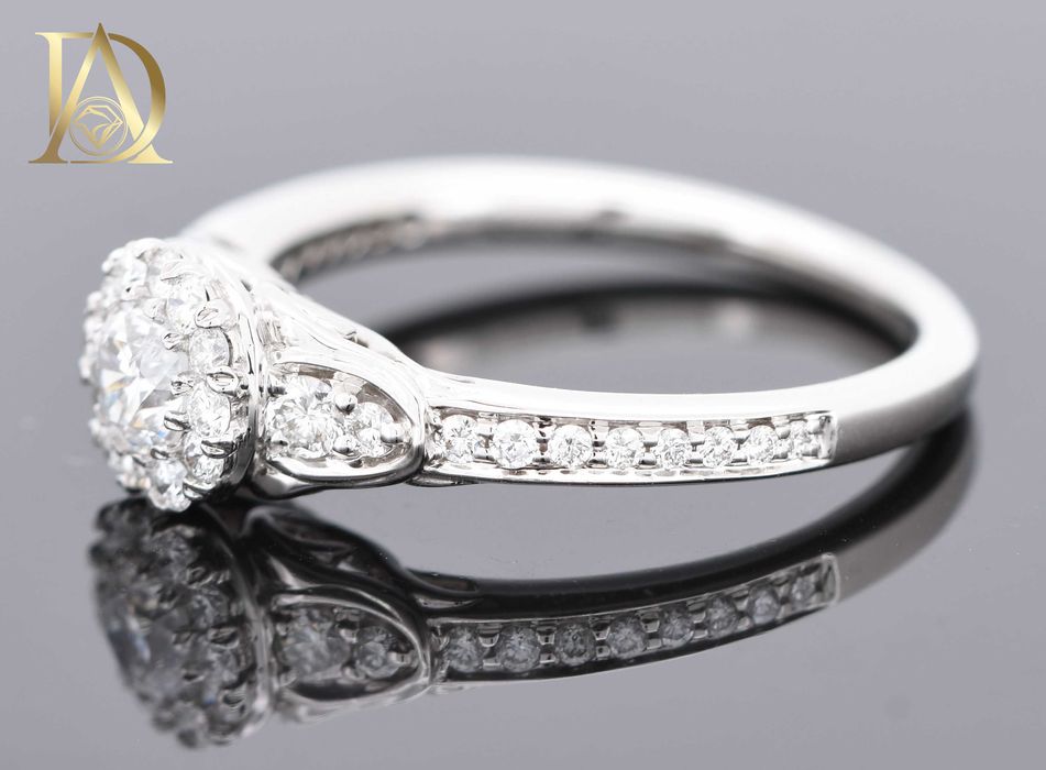 Нов Златен Пръстен с 0.82кт Естествени Диаманти