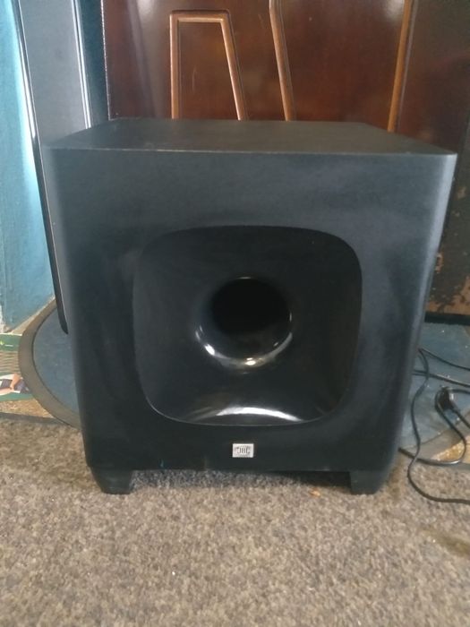 Soundbar Jbl Cinema sb400