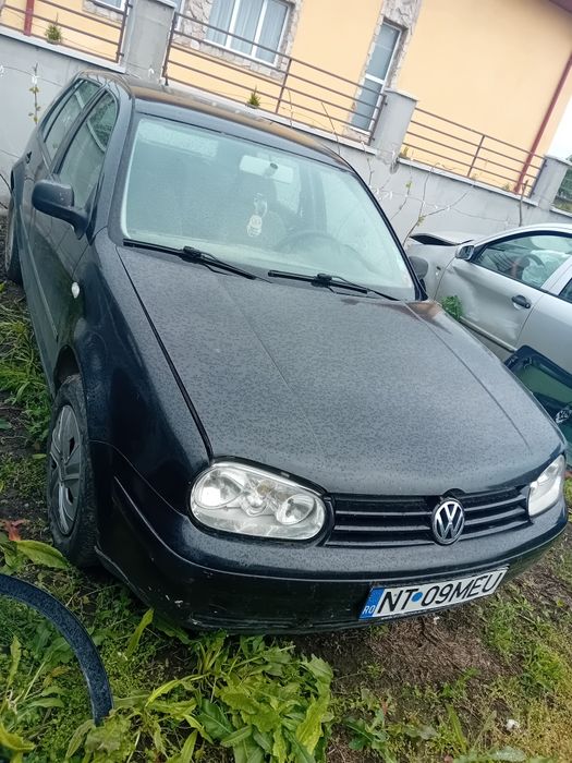 Caseta de direcție golf 4