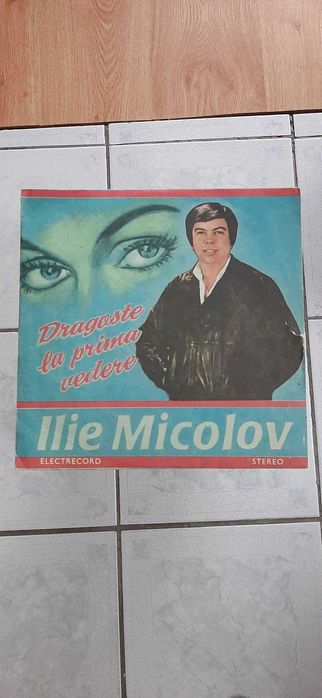 Vand discuri vinil,placi de pikup,diversi interpreti