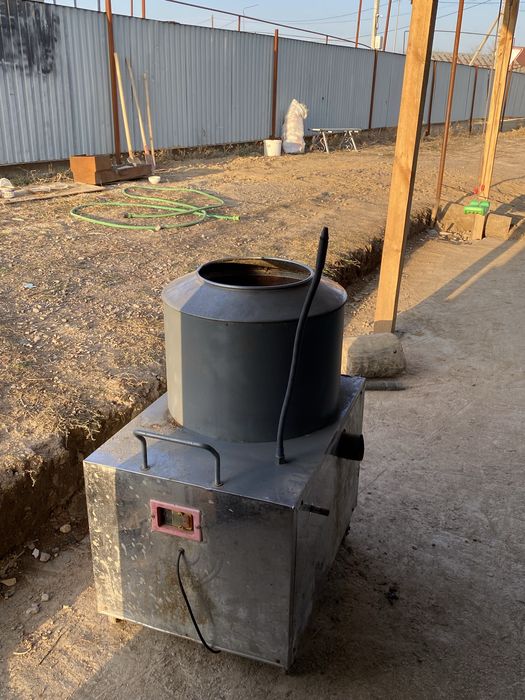 машина для очистки картофеля