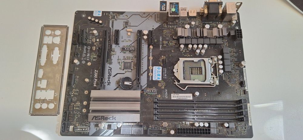 asrock pro4 second hand si noi de vanzare • Anunturi • OLX.ro