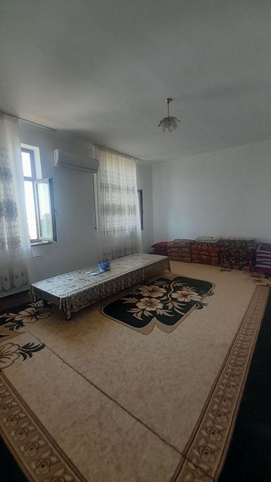 3 xonaly dom ijaraga beriladi