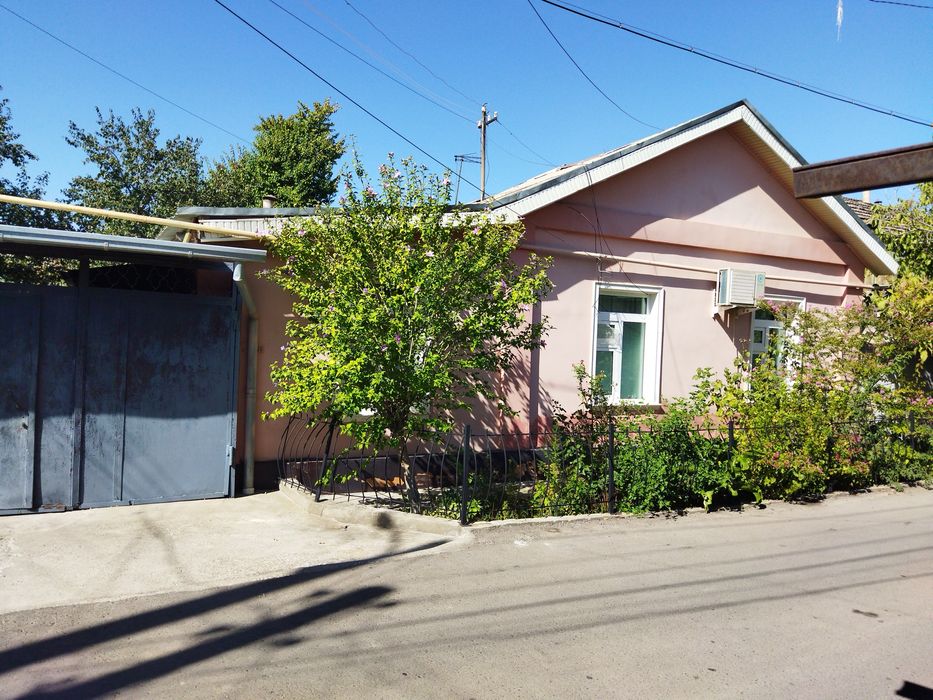 Продается участок 2.3 сотки