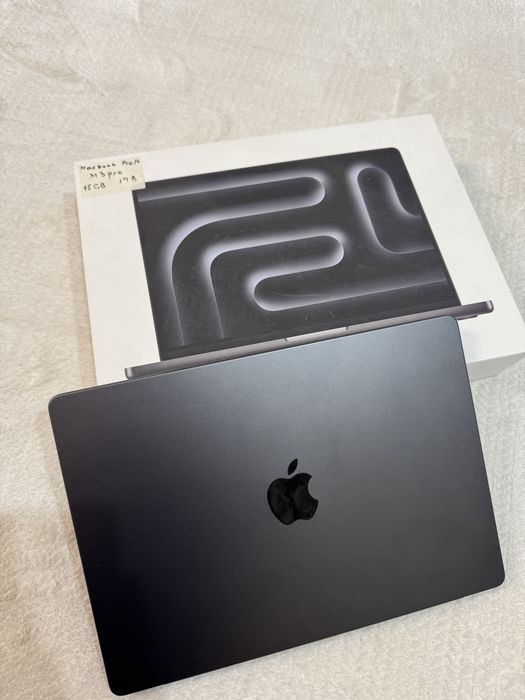 Macbook Pro 14 M3 Pro, 1TB