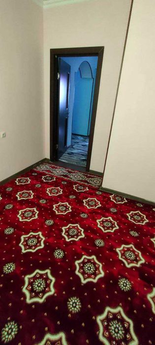 Sotiladi: 3 xonali 3-qavatdan gʼishtli qulay uy – Qarshi, Most yoni