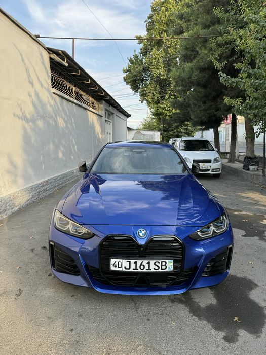 BMW i4 M50 dual motor