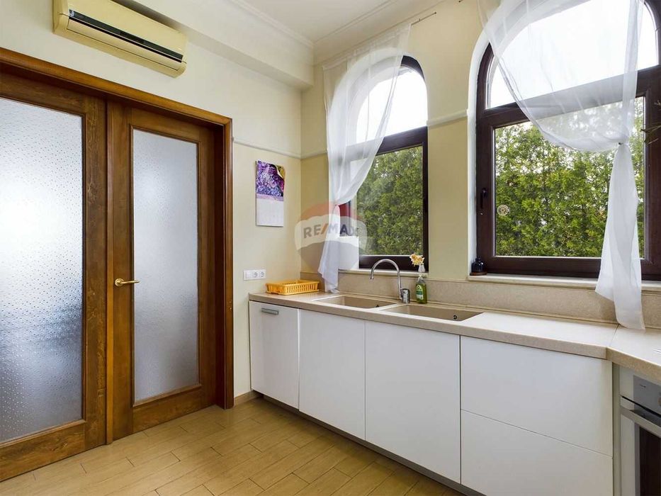 Продава се Къща в Балчик - 223 кв.м за 2691 €/кв.м - Снимка #5