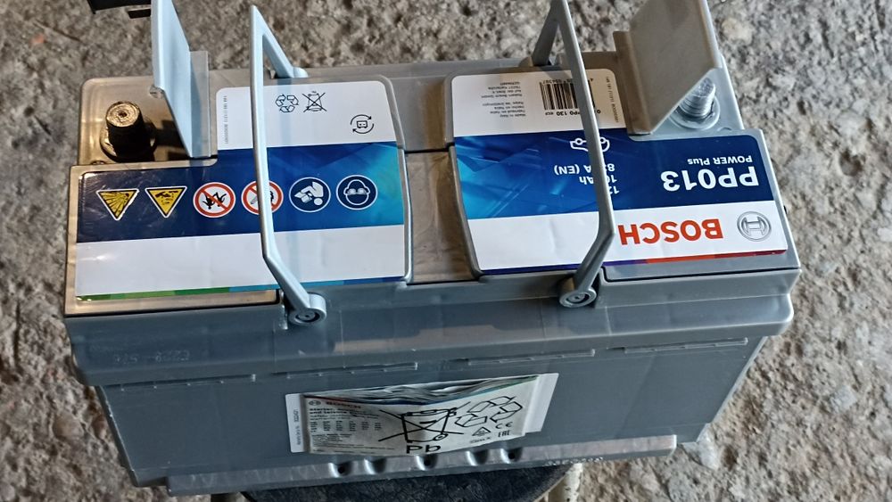 Акумулатор Бош  Power plus 100A . Нов