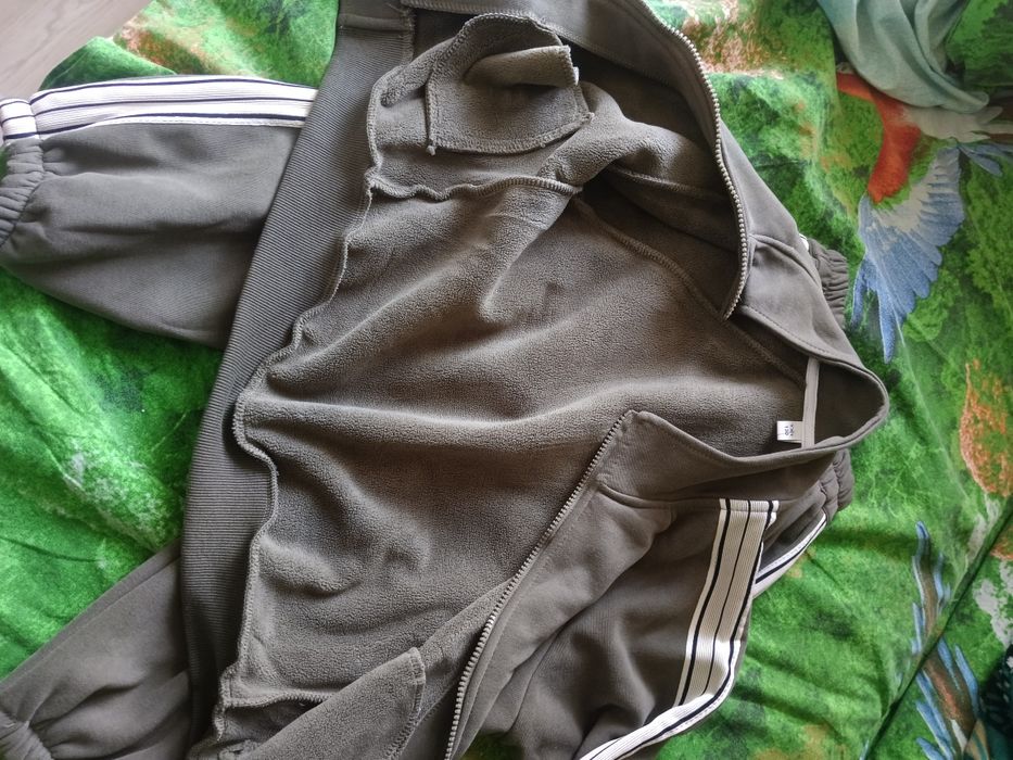 Продам детский костюм