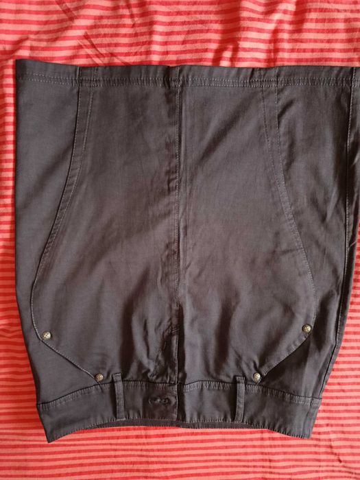 Пола до коляно – различни цветове и размери