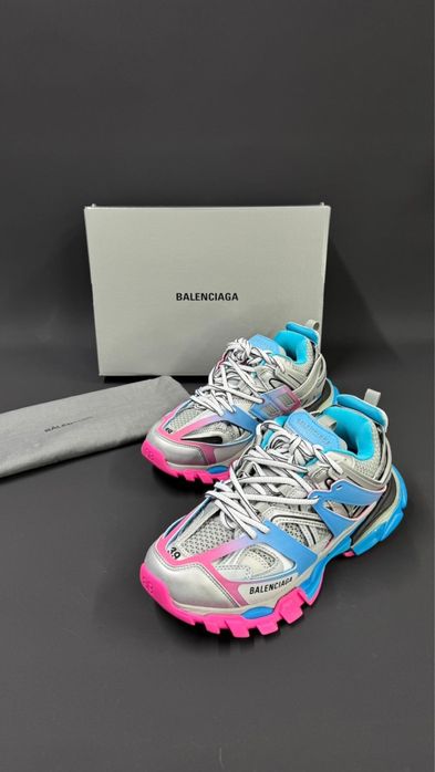 Balenciaga Track