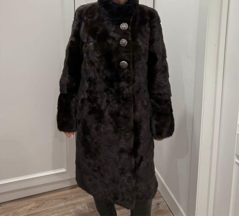 Продам норковую шубу