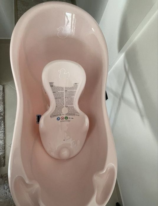 Cadă bebeluși ca nouă