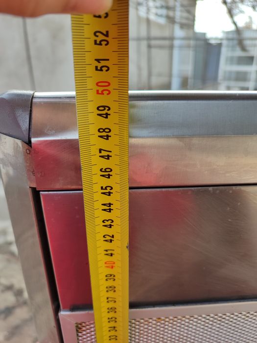 Продам вытяжку  почти новая