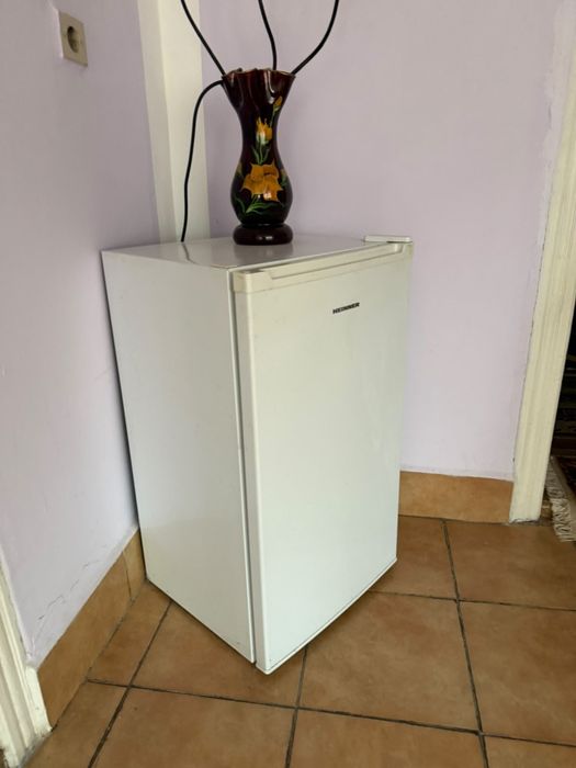 Frigider Heinner 90L