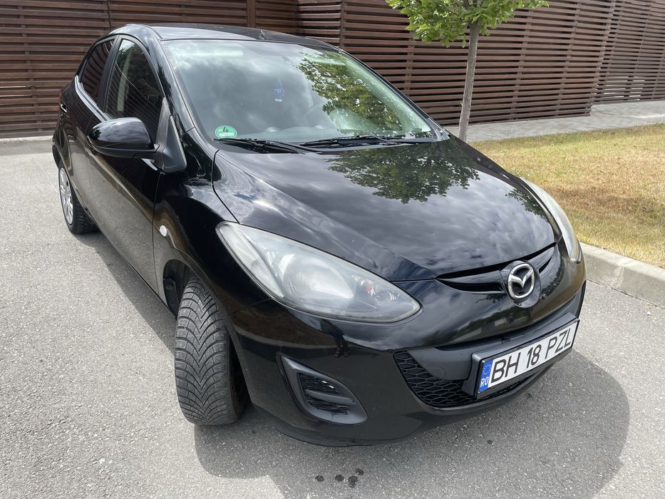 MAZDA 2 2011 — imagine 5