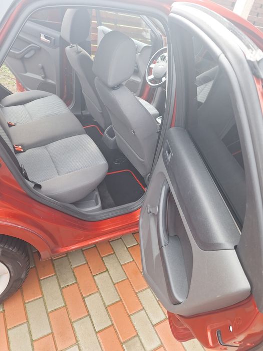 Ford Focus 2007 1.6 benzina